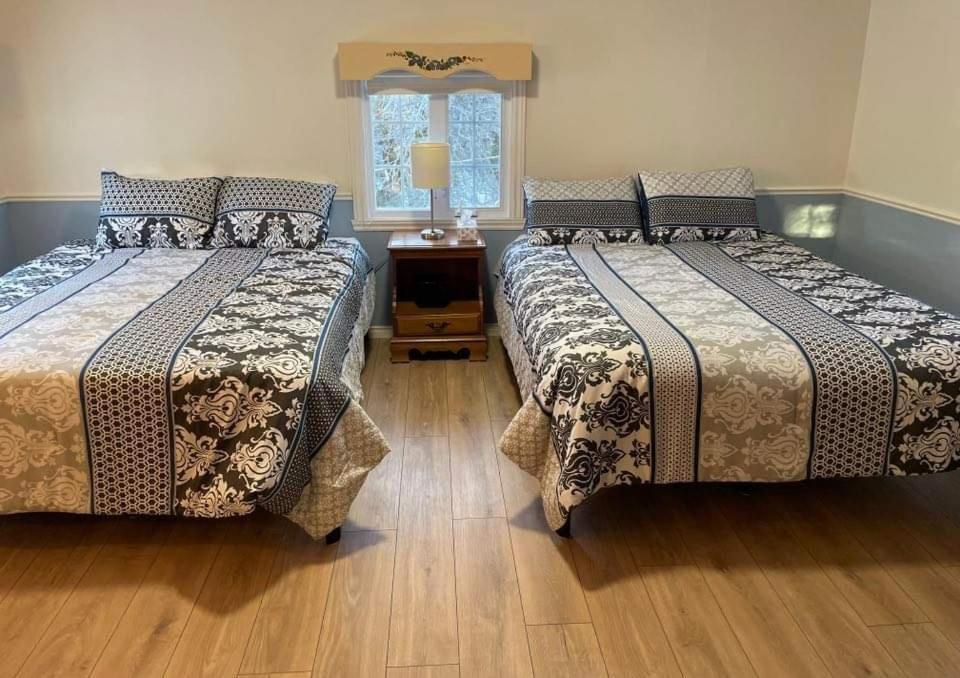 Gite Macdale B&B Paspebiac Exteriör bild